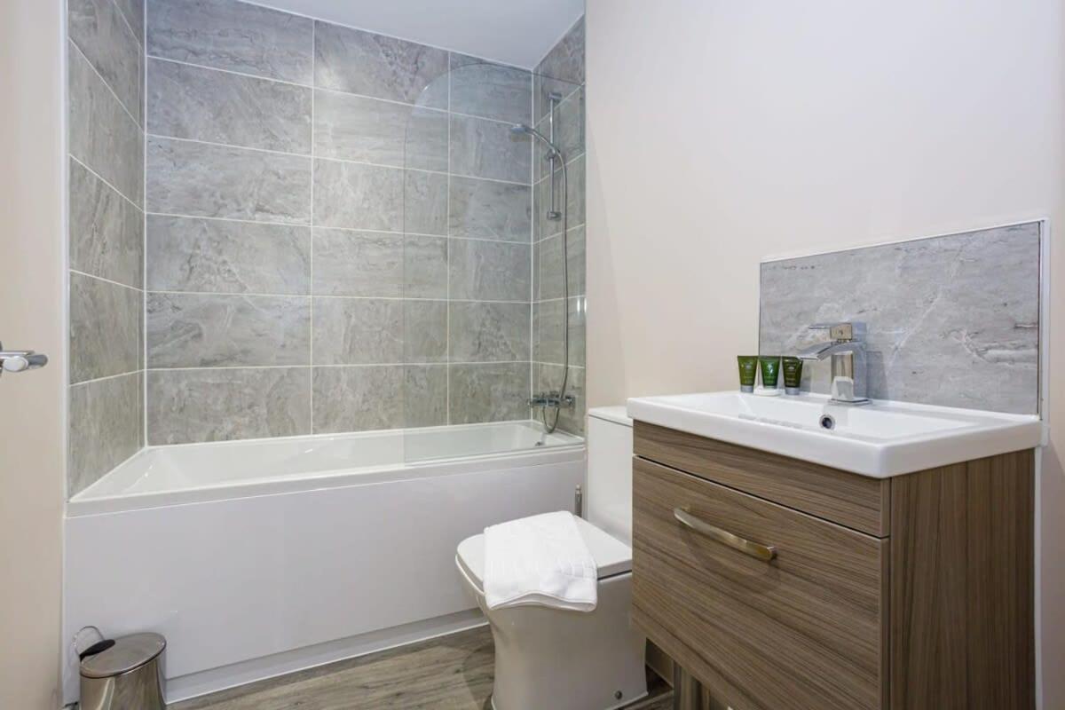 Modern And Stylish 1 Bed Apartment Manchester Kültér fotó